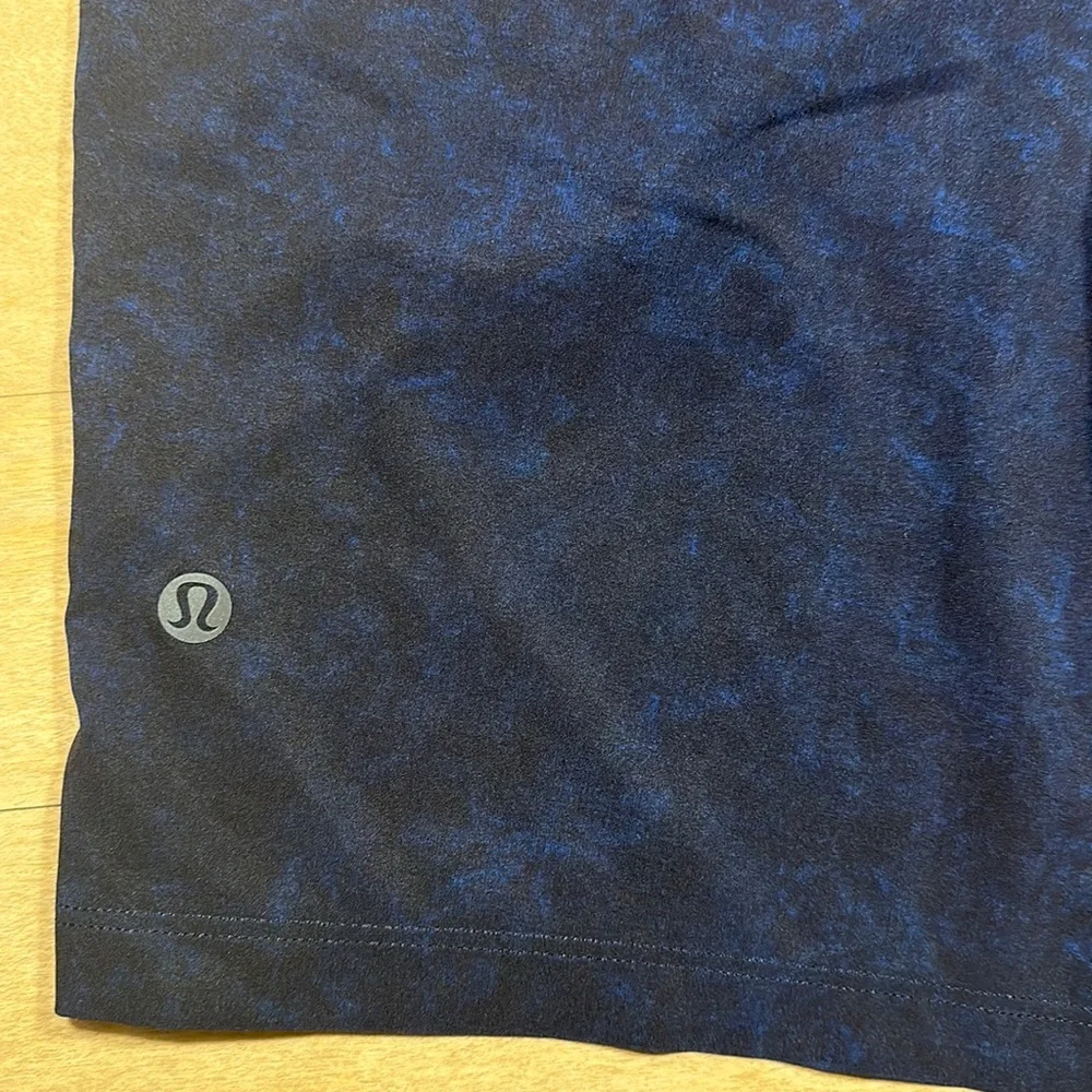 Lululemon T.H.E. Short Linerless 9” Sz S